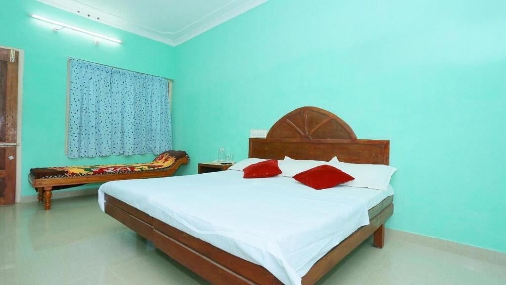 Hill Green Home Stay Thekkady Esterno foto