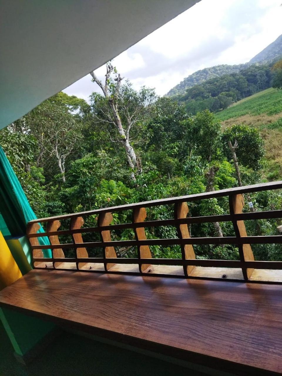 Hill Green Home Stay Thekkady Esterno foto
